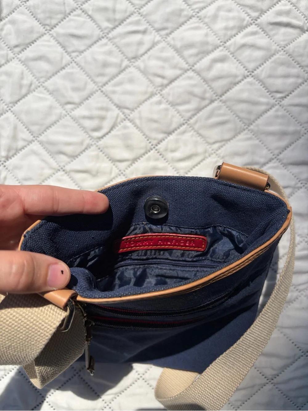 Tommy Hilfiger Navy Messenger Bag with Beige Strap and Red Accents